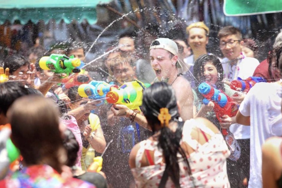 Lễ hội té nước Songkran - sự kiện truyền thống được cả thế giới mong chờ